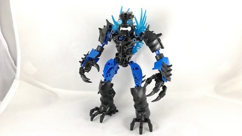 bennyplasticworld:Bionicle MOC - Marduk, the elite Skakdi Warrior.