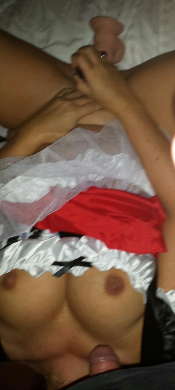 juicylips72:  Fucking myself  and about to suck cock…an awsome night in !