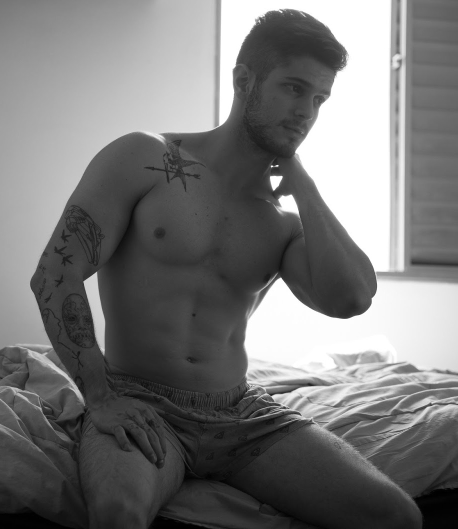 eroticco-magazine:  Model: Federico DevitoPhotographer: Joāo ProspiterPart 1 