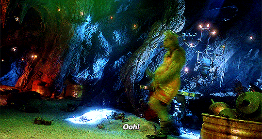 tvandfilm:Dr. Seuss’ How the Grinch Stole Christmas (2000)dir. Ron HowardHappy 20th, Anniversary to this film! (November 17th, 2000)