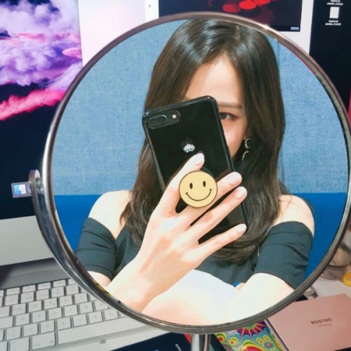 Mirror Selfie Icons