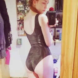 leilalunatic:  The latex body I made by myself