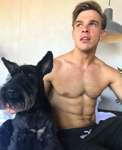 Male Celebrity Pits