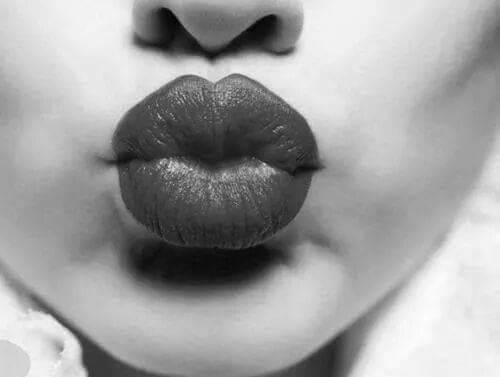 kiss  ~Follow Selena Kitt on Tumblr~   