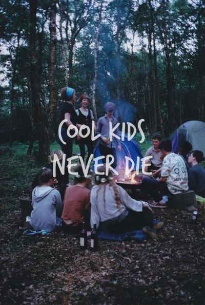 teenagepics:  If you’re a teen you must follow this blog. 