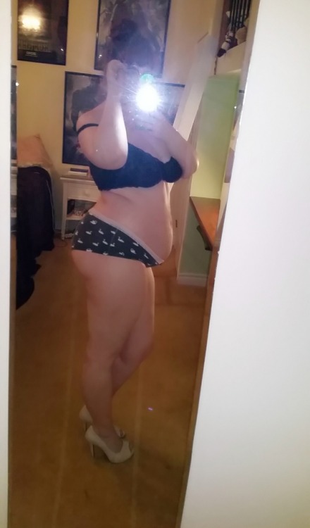 miss-stellaaa:Am I getting fat enough yet? No