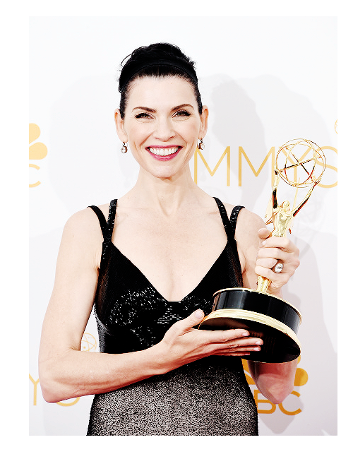 florrickscully:  Actress Julianna Margulies, winner of the Outstanding Lead Actress in a Drama Serie