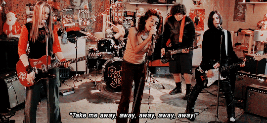 julielilac: Freaky Friday, 2003. - GIRL IN AMBER
