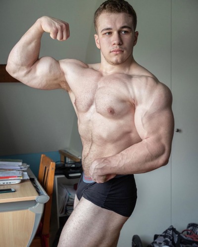 bret411:Massive 19yo “Amaury Patte”