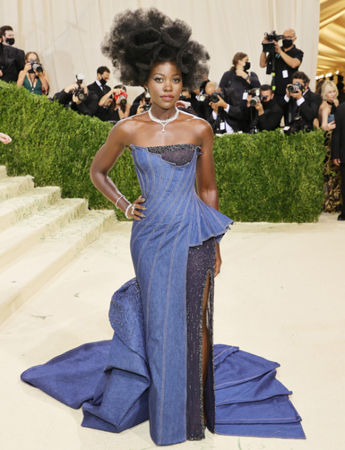 accras:Lupita Nyong'o at Met Gala 2021