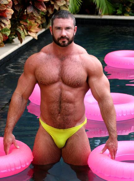 fuckyeahdaddies:  Loads of Daddies at Fuck Yeah Daddies.Click Here to Follow Fuck Yeah Daddies.