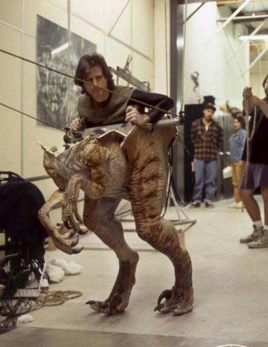 vampireapologist-archive-deacti:foxbap:vampireapologist-archive-deacti:vampireapologist-archive-deacti:Ppl r always like “wah wah we HAVE to use mediocre CGI bc makeup and practicla effects is ice consuming and unrealistic for closeups”& Jurassic
