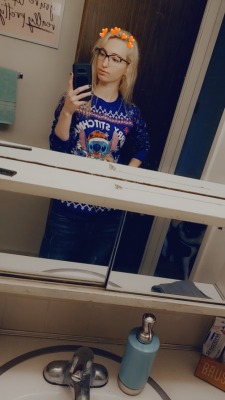 thingssthatmakemewet:There’s snow on the ground today soooo fuck it, I’m breaking out the Christmas sweaters y'all 🎅🎁🎄💖 Oof, y’all… she’s soo pretty! 😍😍🥰