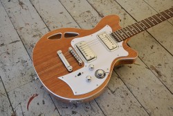 glorifiedguitars:  Maton MS500/HC Natural