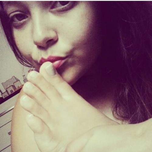 ifeetfetish:  @anaisecruz  #pesmaisbonitos2015 by pesmaisbonitos2015 http://ift.tt/1KruWiP