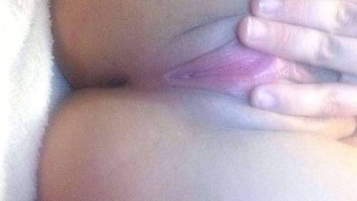 hornsupsworld: 956-valleygirls: Vanessa frm brownsville,tx Had her Id like to try this pussy