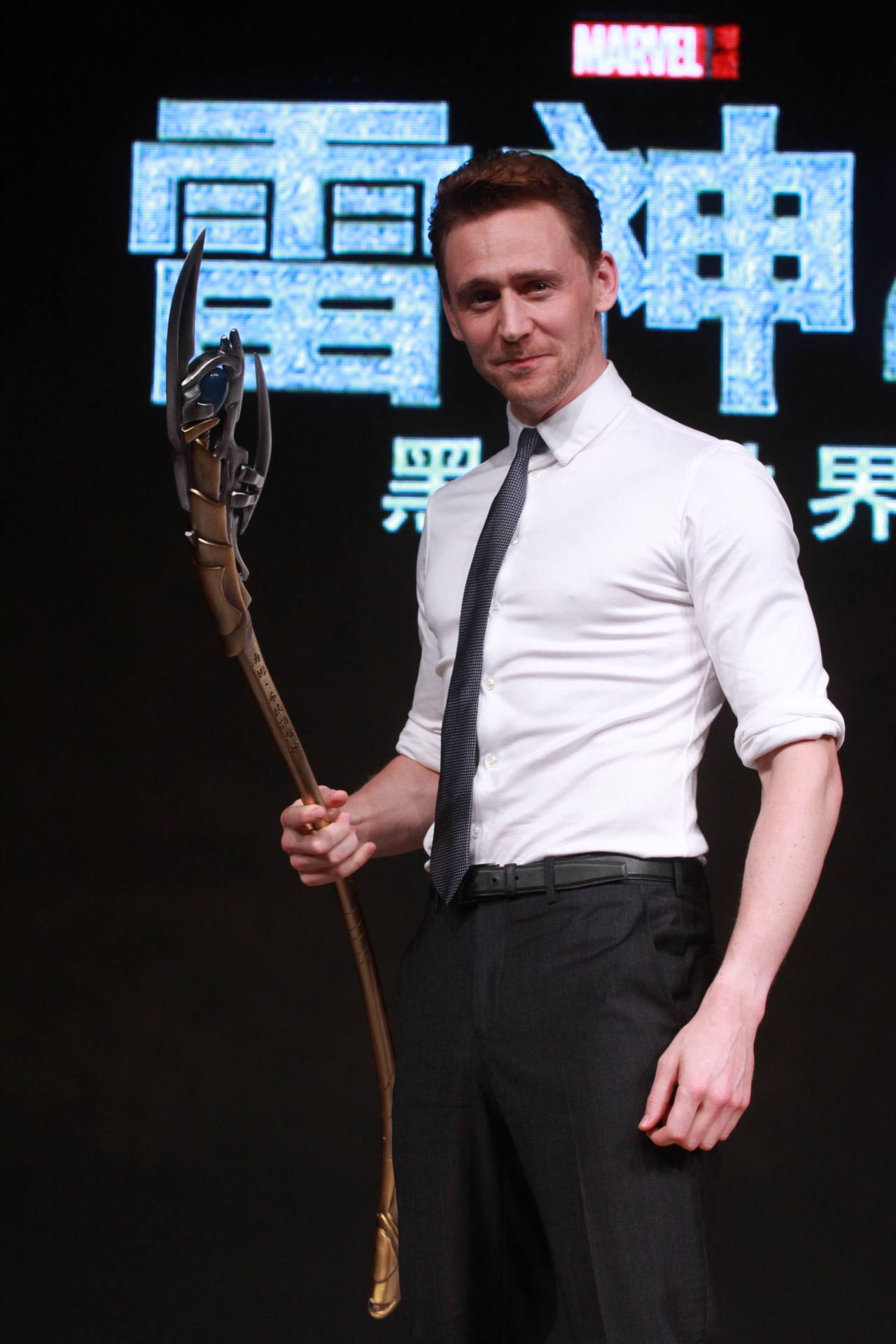 torrilla:  Tom Hiddleston attends ‘Thor: The Dark World’ press conference at