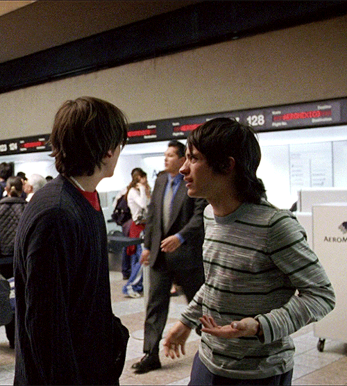 tennant:  Diego Luna & Gael García Bernal as Tenoch Inurbide & Julio ZapataY TU MAMÁ TAMBIÉN (2001)  —dir. Alfonso Cuarón  