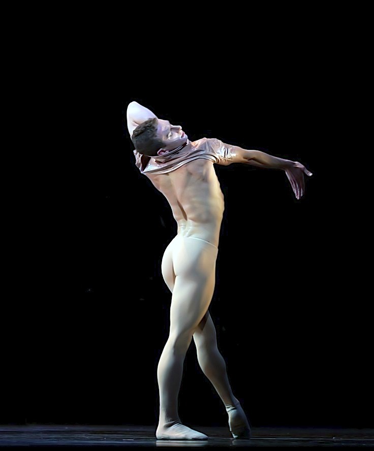 GUYS IN TIGHTS AND BLACK SOCKS