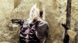 maggieandbeth:The thing is, I’ve been starting to get afraid that it’s easier just to be afraid. But