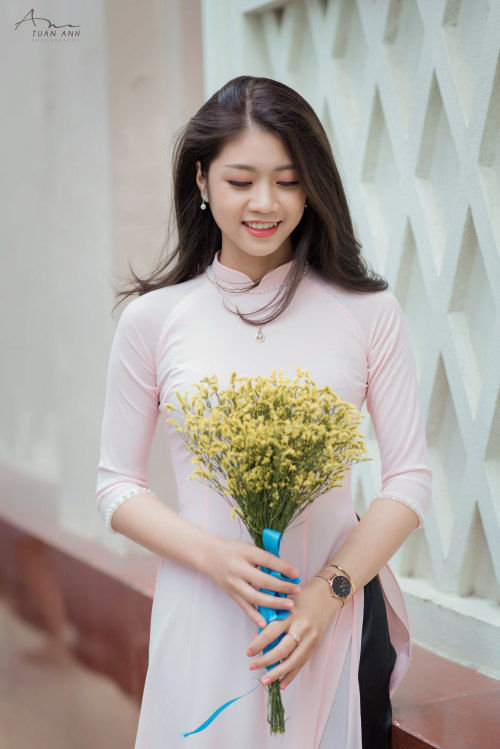  Vietnamese long dress (Ao dai) bởi Beauty Collection Qua Flickr: Photo backup https://flic.kr/s/aHs