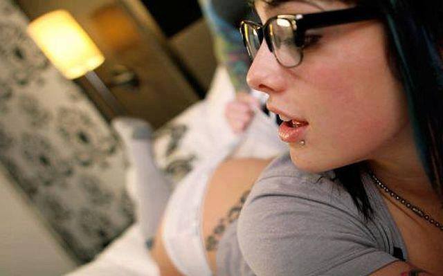 girls-looks-better-with-glasses:  Your name on big and juicy tits - Click here