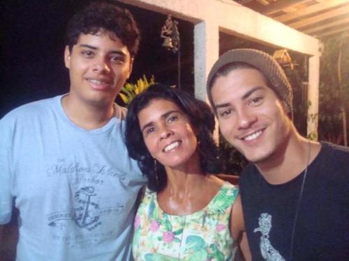 comoarthur:  Lucas, Katia e Arthur. 