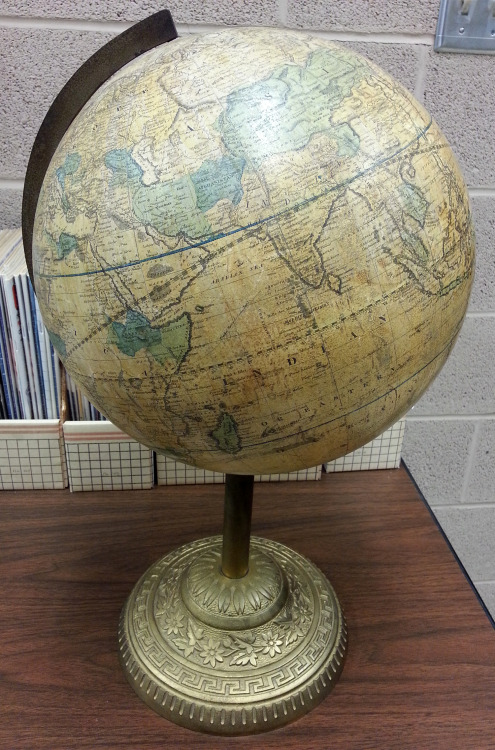 Just a few closeups of the Franklin Terrestrial globe in the Vine video a month or so ago. No catalo