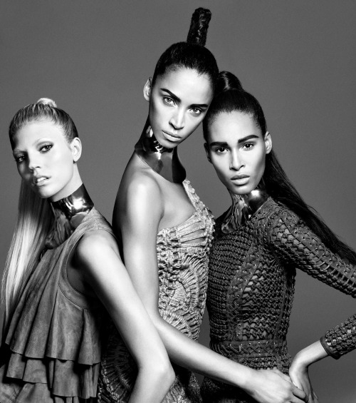 vogue-at-heart: Devon Windsor, Noemie Lenoir &amp; Cindy Bruna for Balmain Hair Couture Spring/S