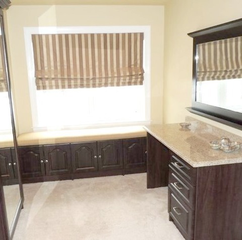 Closet Raised-Panel