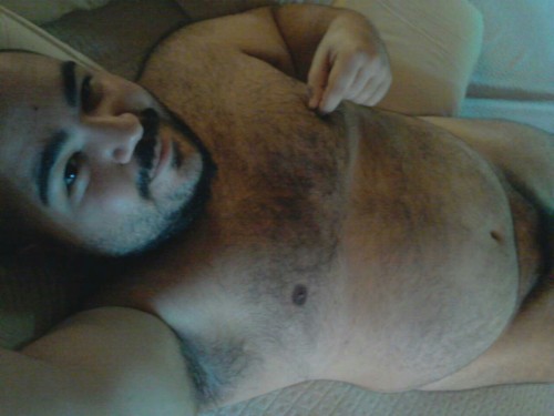 thefeyinmysoulisonfire:  Just enjoying air conditioning :) 