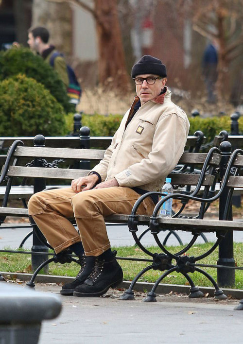 phantomthread: Daniel Day-Lewis was spotted sitting alone on a park bench in Manhattan’s Downt