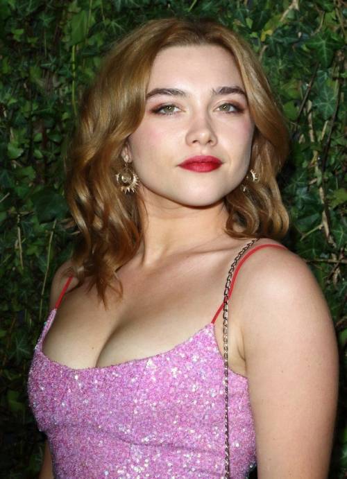 Florence Pugh pink dress