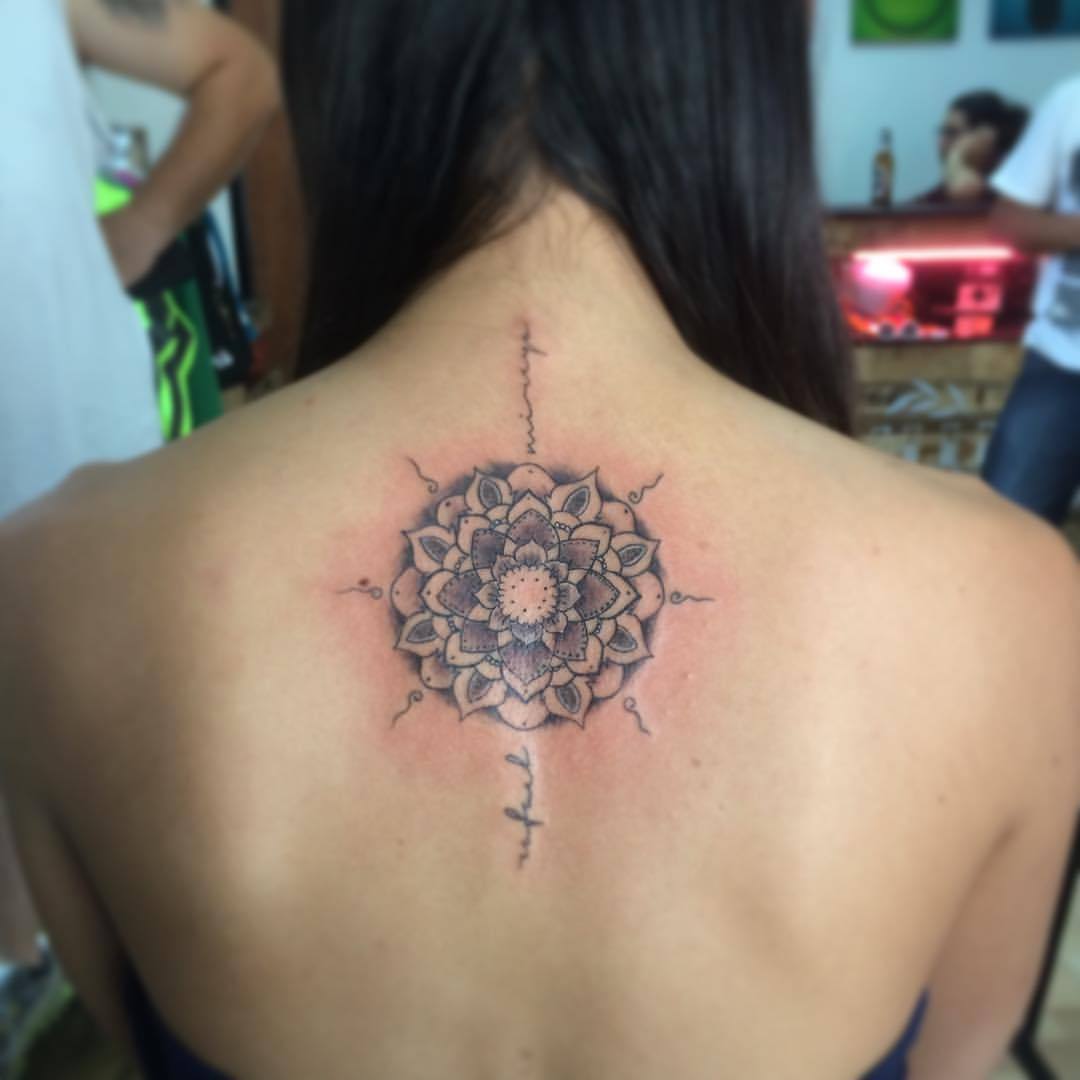 #Tattoo #Tatu #tattoos #tatus #tatuaje #tatuajes #mandala #hindu #espalda #back #geometric