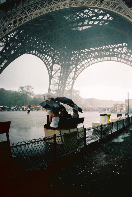 XXX Paris in the rain, is better than not being photo