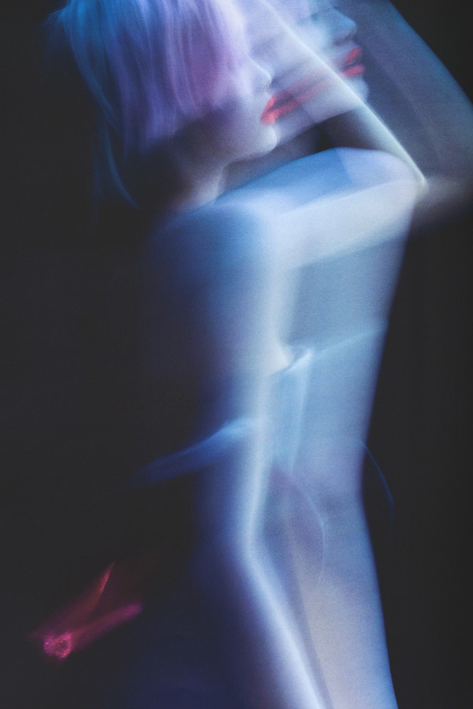 somethingvain:  giorgio armani privé s/s 2011, ming xi by nick knight for v magazine