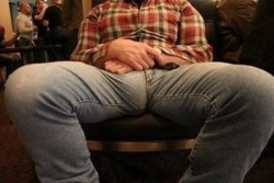 xbullrider:  Nice bulge, cowboy!