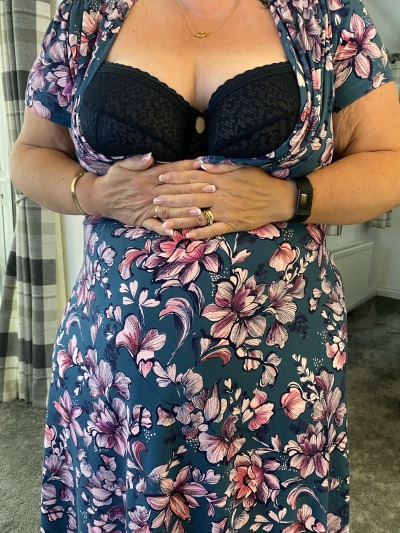 esenciadeliciosa:tonkagr4:Todays blue bra, matchy matchy. 🖤 🌸 😎 🌸 🖤