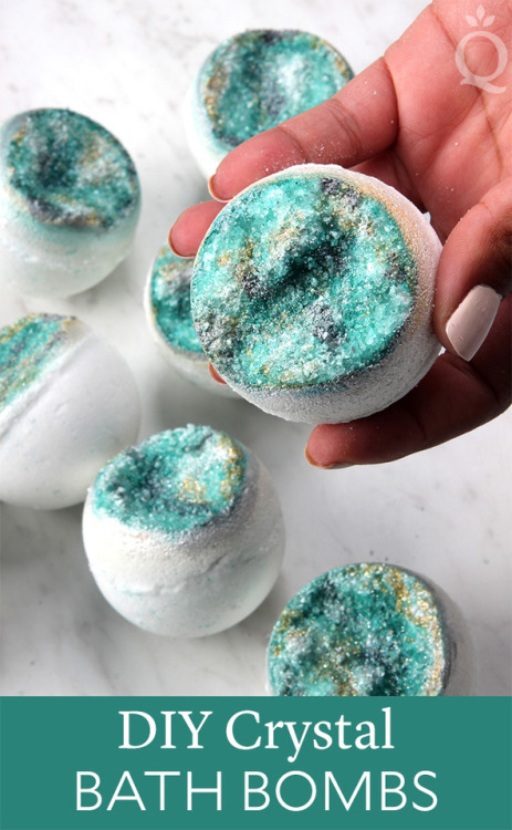 Geodes inspired this bath bomb design. It&rsquo;s created with Dead Sea salt, micas, and plenty 