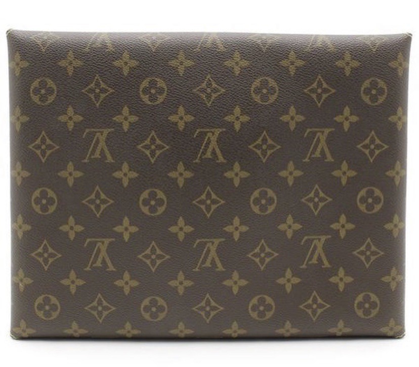 zegalba:Louis Vuitton: Monogram Visionaire Portfolio Envelope (1999)