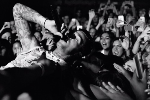 malpracticeincident:  Jesse Rutherford in the crowd at the Ventura Theatre