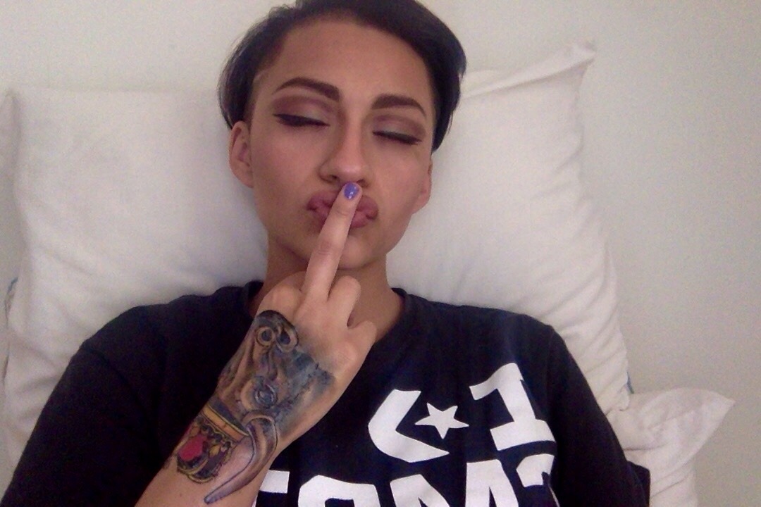 linrenzo:  samanthamandy:  this look is so important  Dis ma gf yall