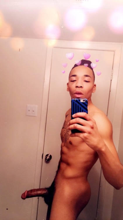 brodickhung:  GET THIS DICK IN YA…YOU AND YA BITCH🤪