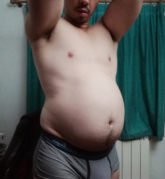 lardleader:  I do start look like a morph when I m pavked full… 