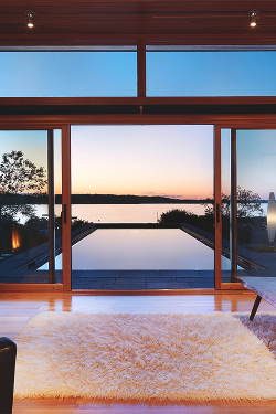 wearevanity:  Eastern Point Pool House ©