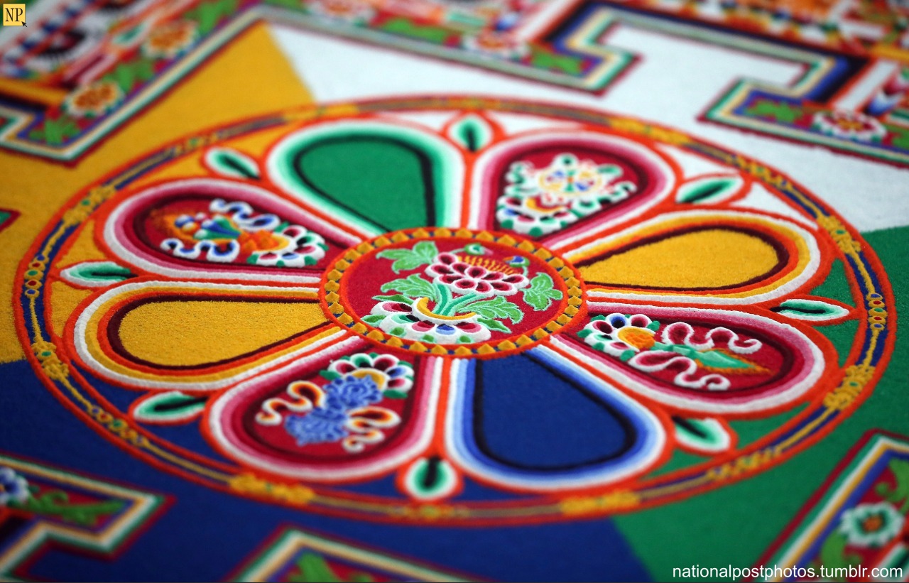 nationalpostphotos:  Colorful sand mandala — Tibetan Monks from the Tashi Lhunpo