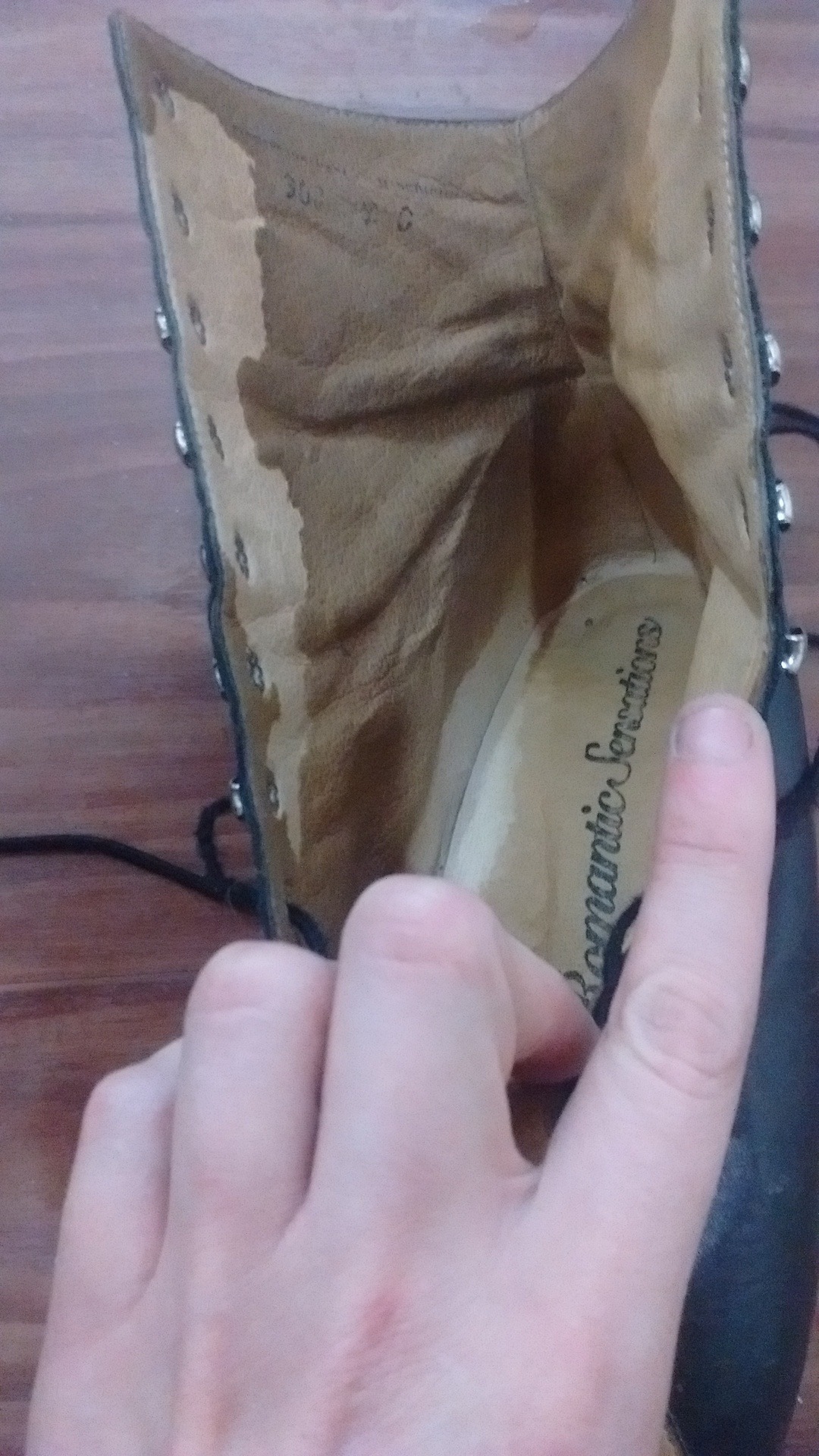deargreyh0und:  The aftermath of a good ballet heels training session :) yes that