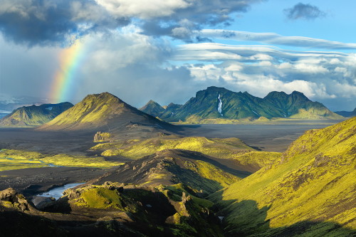 Rainbow and lenticular clouds in Iceland, photo by Alex Nail