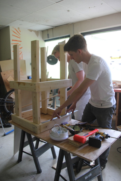 Day 8
Construction on the animation stand has begun! Aside from that, there was more experimentation with LEGO robotics along with headshots for all the team members (check them out on our Meet the Interns page!).