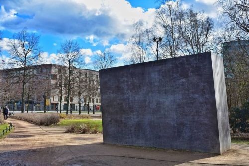 Memorial to Homosexuals persecuted under Nazism @ Berlin.....#tourism #tourist #photography #photos 